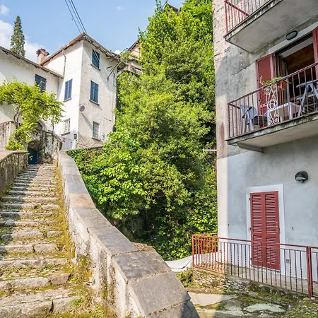 Guesthost - Lovely With Balcony A Few Mt From The * Nesso