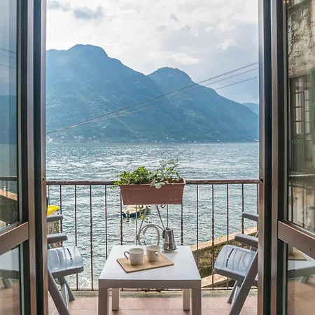 Guesthost - Lovely With Balcony A Few Mt From The Nesso