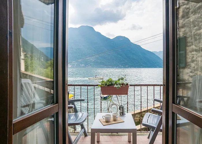 Guesthost - Lovely With Balcony A Few Mt From The * Nesso