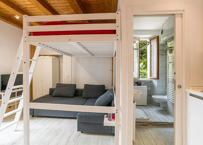 Guesthost - Lovely With Balcony A Few Mt From The Appartement