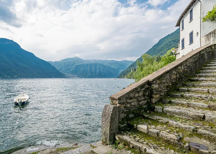 Apartment Guesthost - Lovely With Balcony A Few Mt From The Nesso