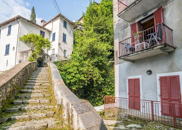 Guesthost - Lovely With Balcony A Few Mt From The * Nesso